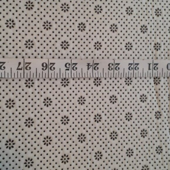 Abstract Leaf Design Bath Mat 20 x 30 - Picture 3 of 7